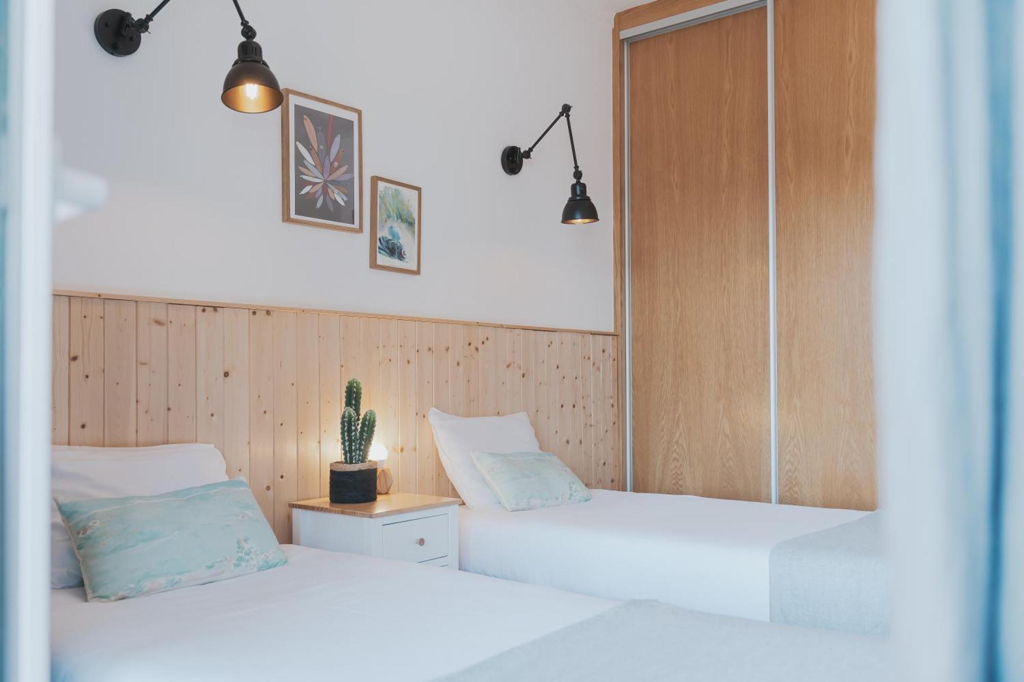 Surf Guesthouse - 7Min Walk To The Beach Pataias Ngoại thất bức ảnh